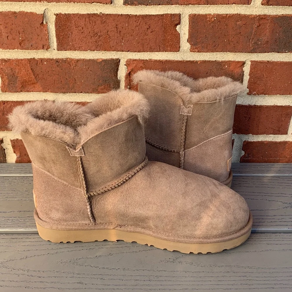 UGG Caribou Suede Short Bailey Button Booties